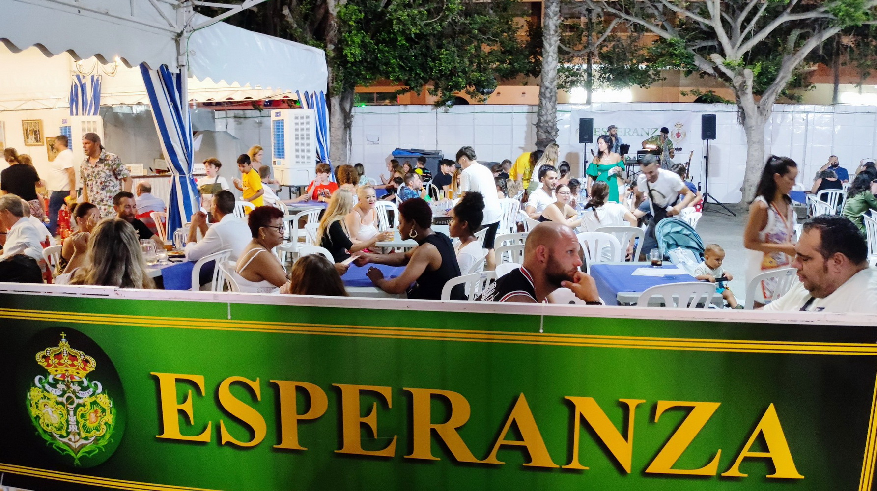 Los Rebujitos y Sergio Contreras animarán esta noche la Caseta Municipal de las Fiestas de Almuñécar 
